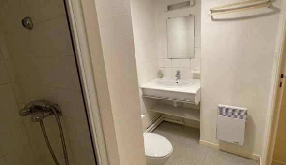 Logement �tudiant Location Studio Vide Angers (49000)