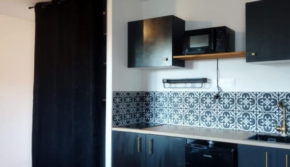 Logement �tudiant Studio &agrave; Angers (49000)