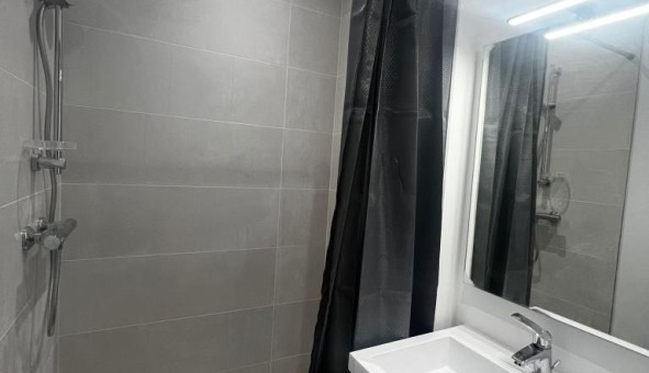 Logement �tudiant Studio &agrave; Angers (49000)