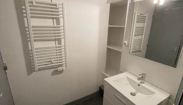 Logement �tudiant Studio &agrave; Angers (49000)