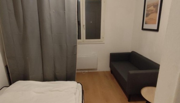 Logement �tudiant Studio &agrave; Angers (49000)