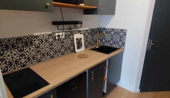 Logement �tudiant Studio &agrave; Angers (49000)