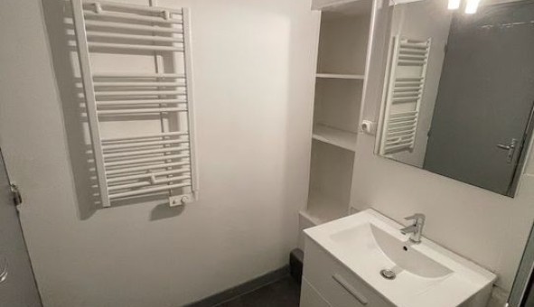 Logement �tudiant Studio &agrave; Angers (49000)