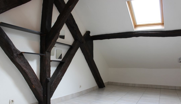 Logement �tudiant Location Studio Vide Angers (49000)