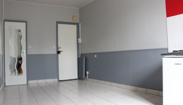 Logement �tudiant Studio &agrave; Angers (49000)