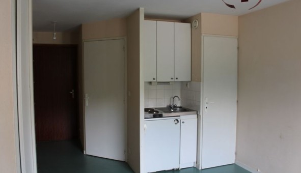 Logement �tudiant Location Studio Vide Angers (49000)