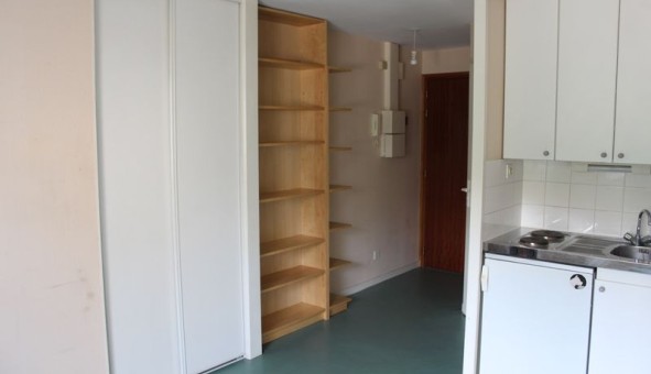 Logement �tudiant Studio &agrave; Angers (49000)