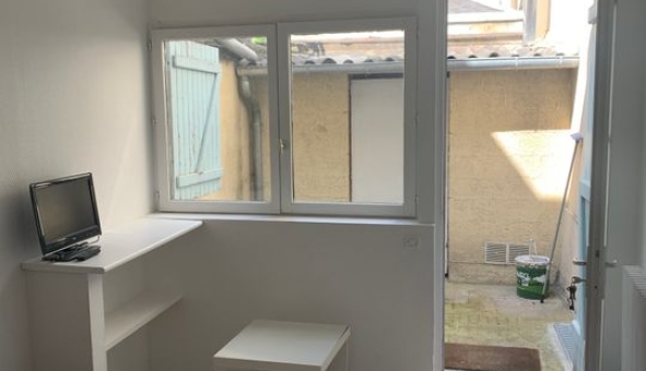 Logement �tudiant Location Studio Vide Angers (49000)