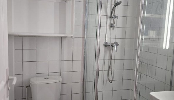 Logement tudiant Studio à Angoulme (16000)