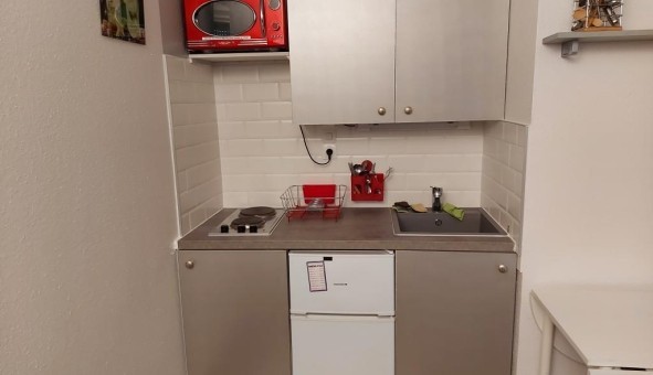 Logement tudiant Location Studio Vide Annecy (74000)