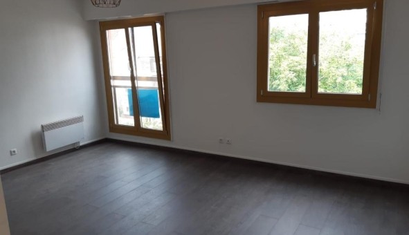 Logement tudiant Studio à Anneux (59400)