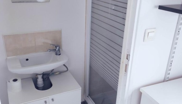 Logement tudiant Studio à Anneux (59400)