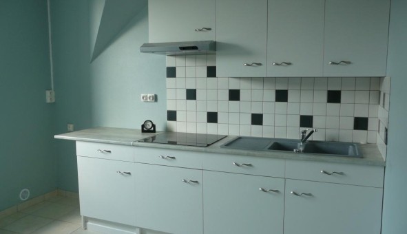 Logement tudiant Location Studio Vide Anneux (59400)