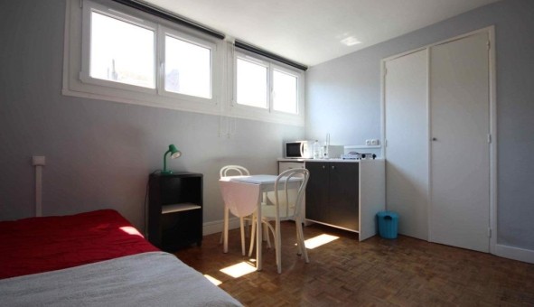 Logement tudiant Location Studio Vide Anneux (59400)