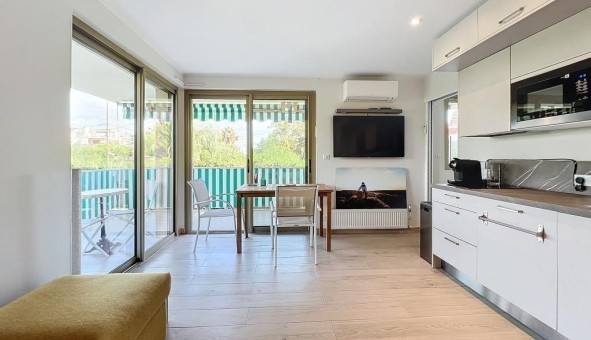 Logement tudiant Studio à Antibes (06160)