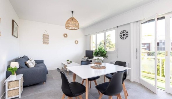 Logement tudiant Studio à Antibes (06160)