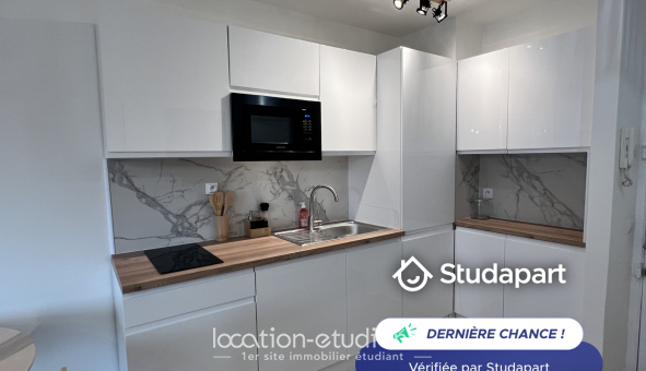 Logement étudiant Location Studio Meublé Antibes (06160)