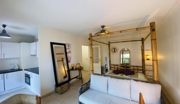 Logement tudiant Studio à Antibes (06160)
