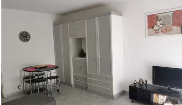 Logement tudiant Studio à Antibes (06160)