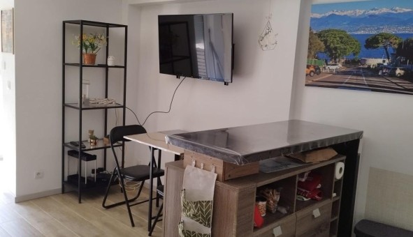 Logement tudiant Studio à Antibes (06160)
