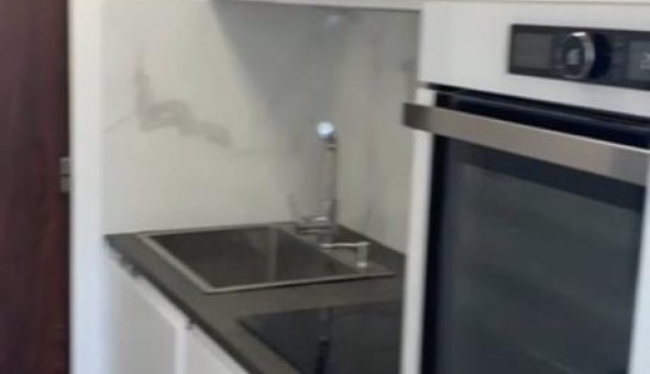 Logement tudiant Location Studio Vide Antibes (06160)