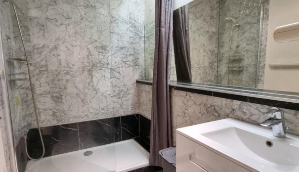 Logement tudiant Studio à Antibes (06160)