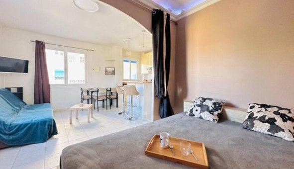 Logement tudiant Studio à Antibes (06160)