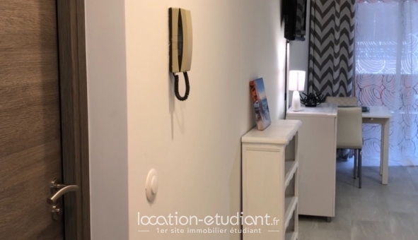 Logement étudiant Studio &agrave; Antibes (06160)