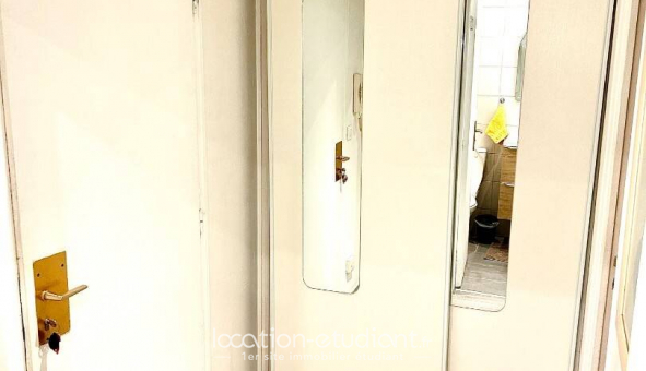 Logement �tudiant Studio &agrave; Antibes (06160)