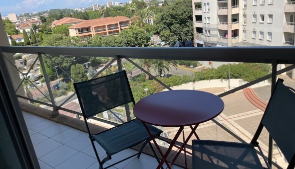 Logement �tudiant Studio &agrave; Antibes (06160)