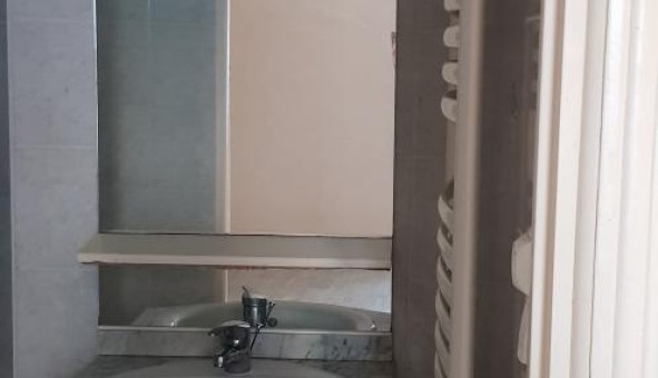 Logement tudiant Studio à Anzme (23000)