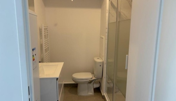 Logement tudiant Studio à Apremont (60300)