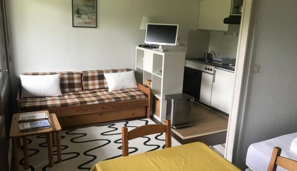 Logement tudiant Location Studio Vide Arches la Frasse (74300)