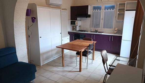 Logement tudiant Studio à Aramon (30390)