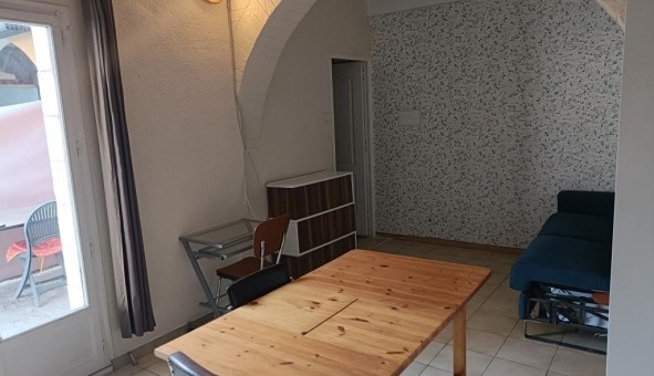 Logement tudiant Studio à Aramon (30390)