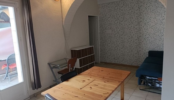 Logement �tudiant Studio &agrave; Aramon (30390)