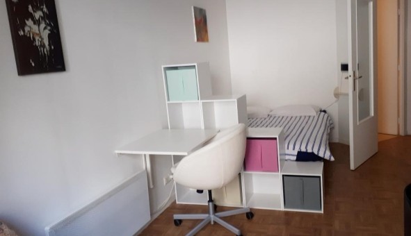 Logement tudiant Location Studio Vide Arcueil (94110)