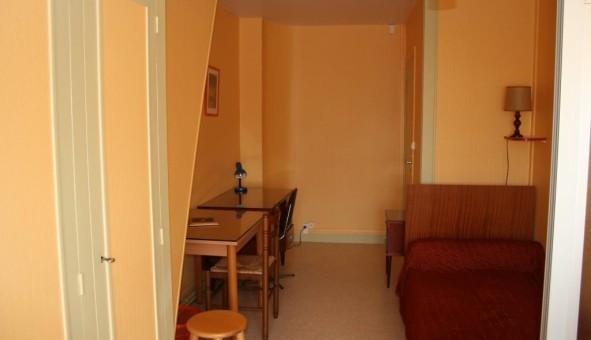 Logement tudiant Studio à Ardon (45160)