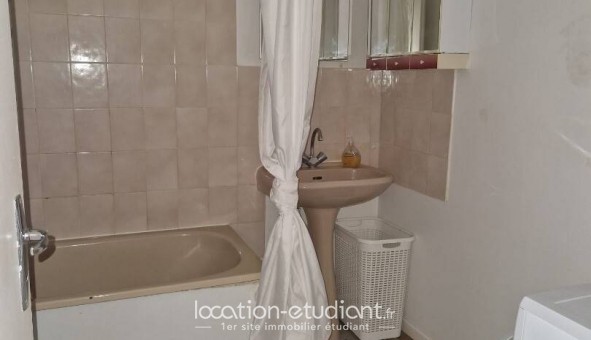 Logement tudiant Studio à Argent sur Sauldre (18410)