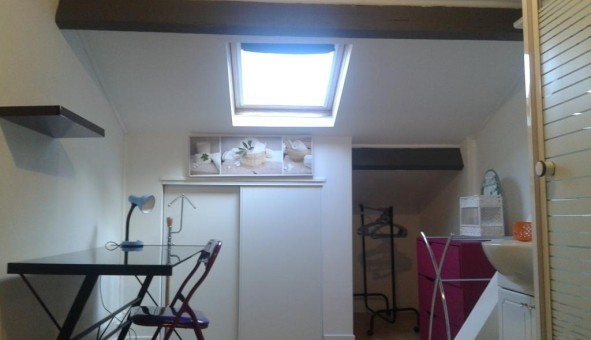 Logement tudiant Location Studio Vide Arles (13200)