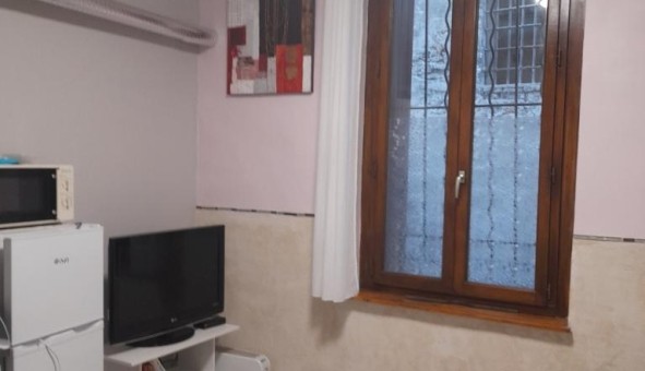 Logement tudiant Studio à Arles (13200)