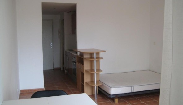 Logement tudiant Studio à Arles (13200)