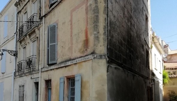 Logement tudiant Location Studio Vide Arles (13200)