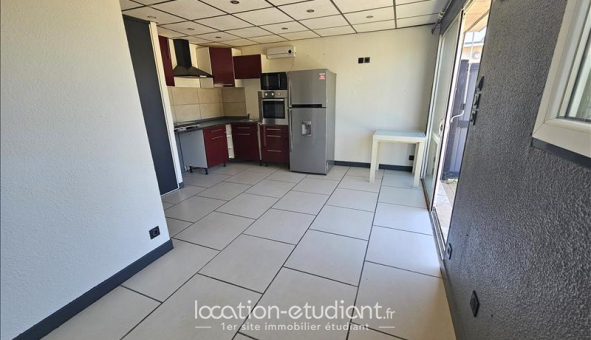 Logement tudiant Location Studio Vide Arles (13200)
