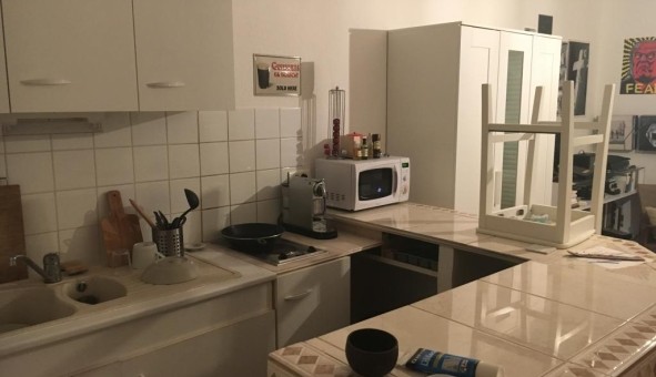 Logement tudiant Location Studio Vide Arles (13200)