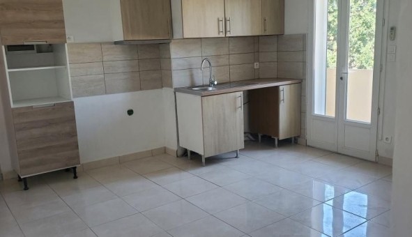 Logement �tudiant Studio &agrave; Arles (13200)