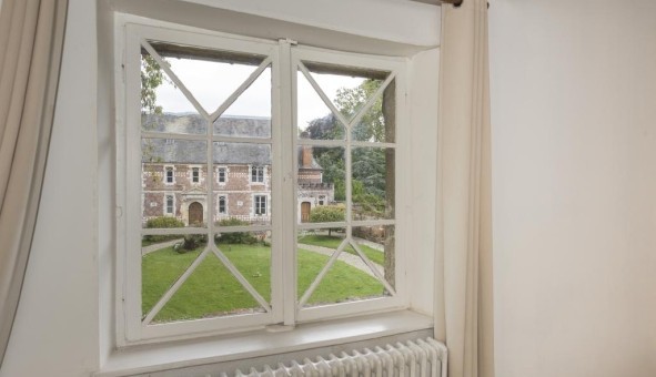 Logement tudiant Studio à Arques la Bataille (76880)