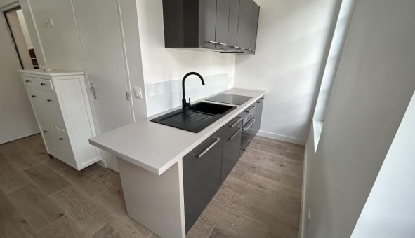 Logement tudiant Studio à Arthies (95420)
