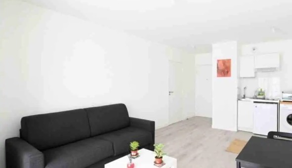 Logement tudiant Studio à Asnires sur Seine (92600)
