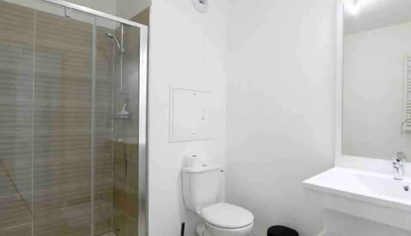Logement tudiant Studio à Asnires sur Seine (92600)